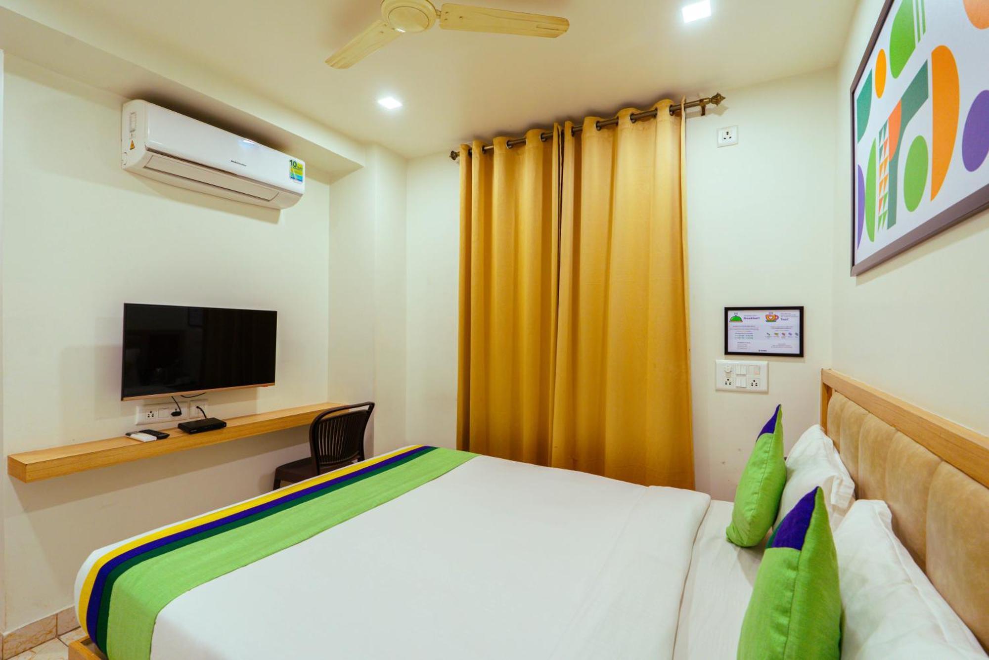 Treebo Elmas Grand Hotel Bangalore Exterior photo